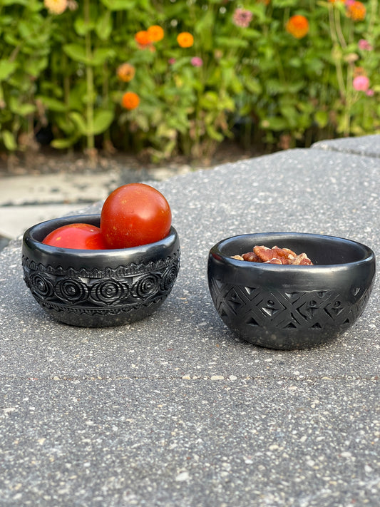 Etched Design Black Pottery Bowl