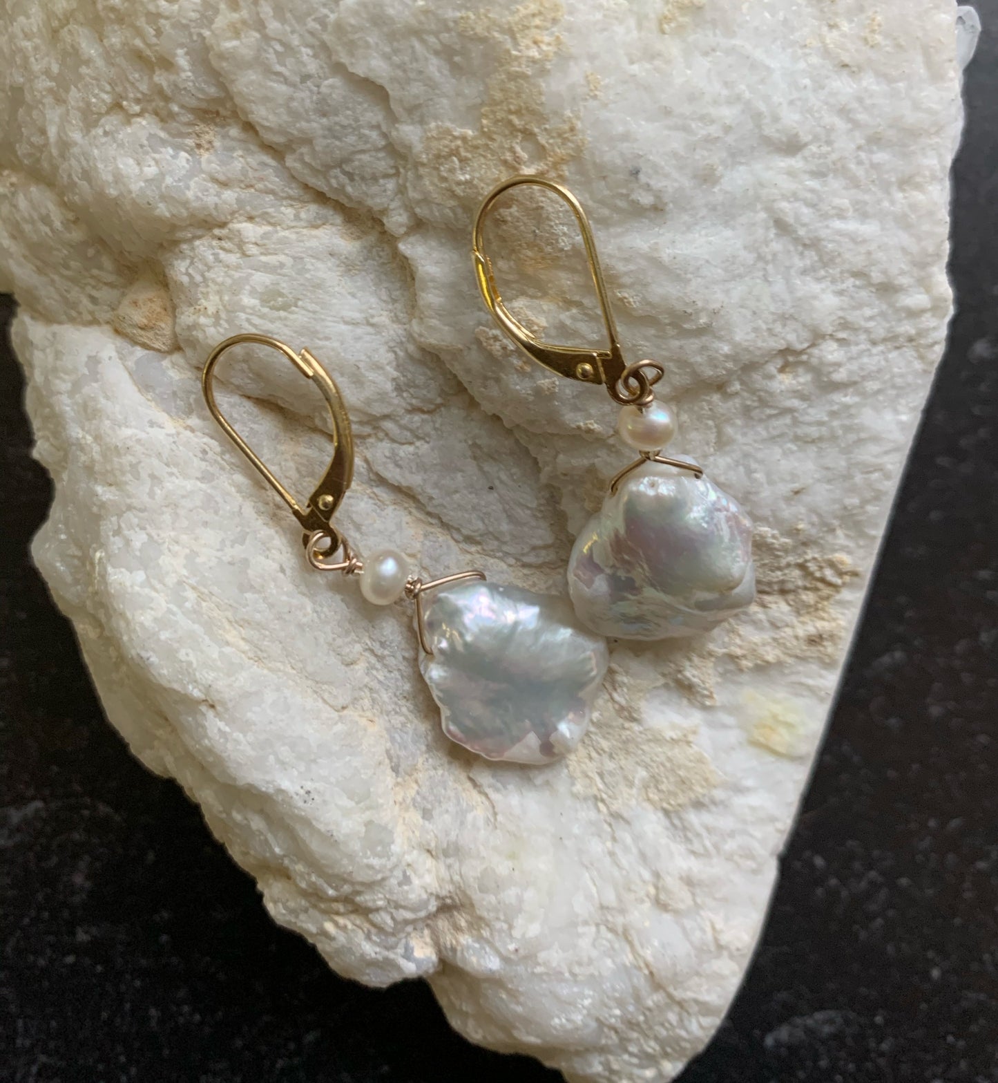 White Pearl & Gold Earring