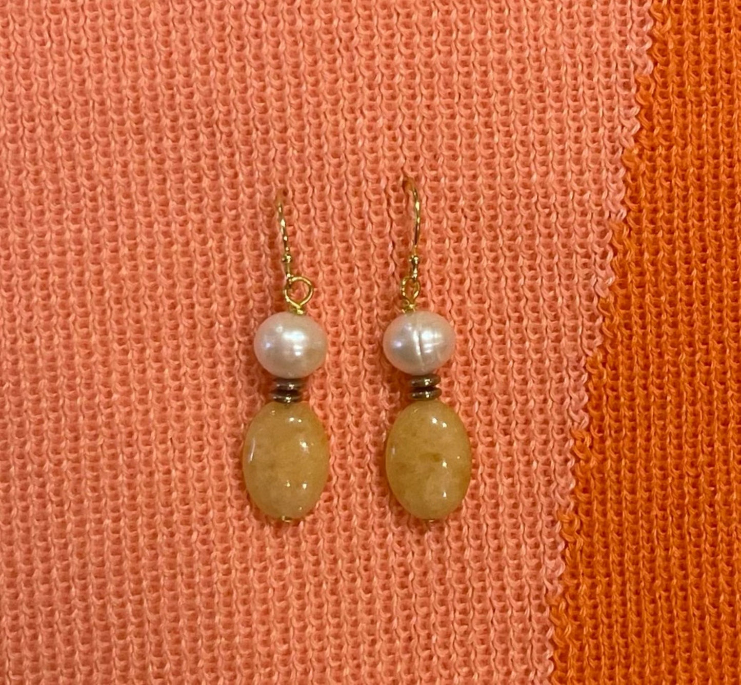 Pearl & Yellow Jade Earring